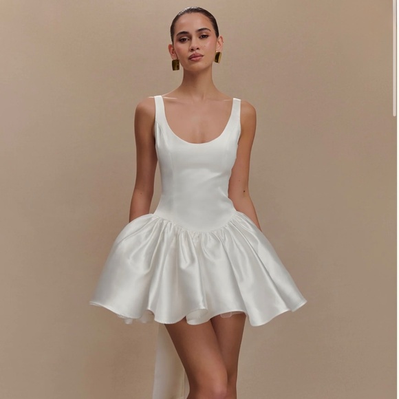 Meshki Dresses & Skirts - Meshki Felicia Satin Mini Dress